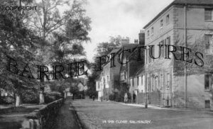 Salisbury, The Close c1935