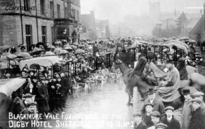 Sherborne, Blackmore Vale Fox Hounds at Digby Hotel 26/12/11