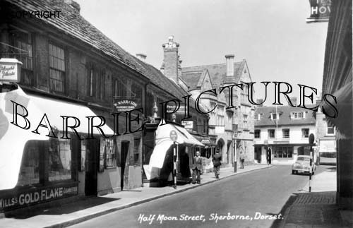 Sherborne, Half Moon Street c1960