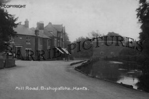Bishopstoke, Mill Road c1920