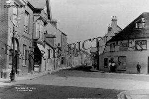 Lymington, Queens Street c1905