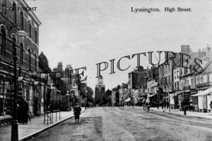 Lymington, High Street c1905
