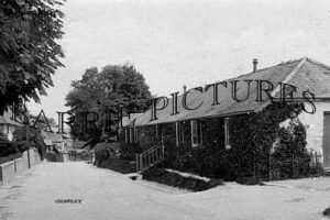Crawley, Village c1930