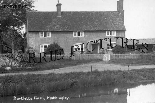 Mattingley, Bartletts Farm c1930