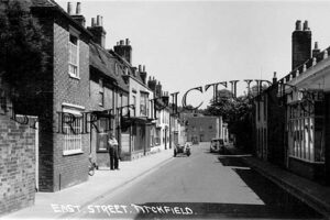 Titchfield, East Street c1945